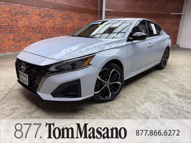 2023 Nissan Altima SR FWD for sale in Shillington, PA