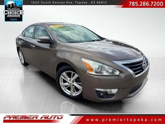2014 Nissan Altima 2.5 SV for sale in Topeka, KS
