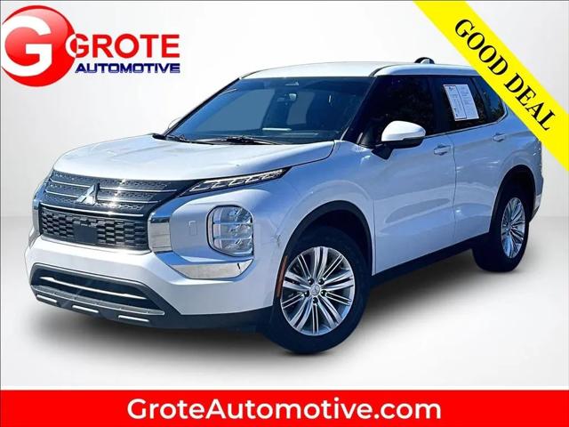 2022 Mitsubishi Outlander ES 2.5 S-AWC for sale in Fort Wayne, IN