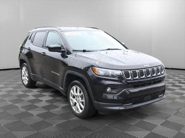 2023 Jeep Compass Latitude Lux FWD for sale in Bloomington, IN