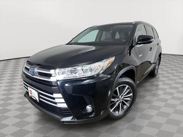 2018 Toyota Highlander Hybrid XLE for sale in Madison, WI