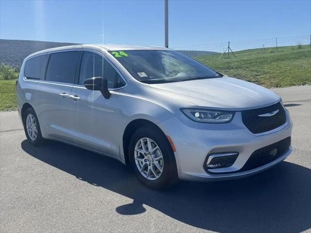 2024 Chrysler Pacifica Touring L for sale in Muncy, PA