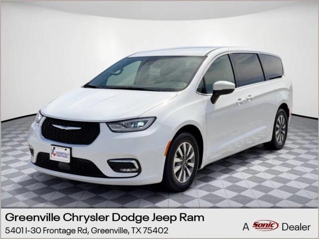 2023 Chrysler Pacifica Hybrid Touring L for sale in Greenville, TX