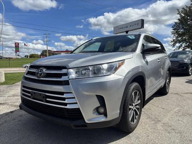 2017 Toyota Highlander XLE for sale in Green Bay, WI