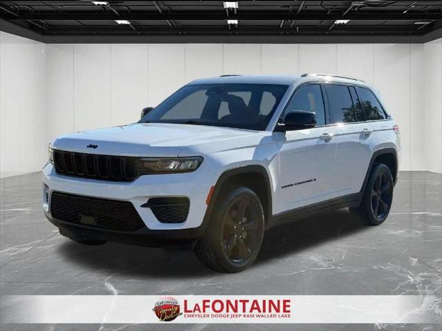 2023 Jeep Grand Cherokee Altitude 4x4 for sale in Walled Lake, MI