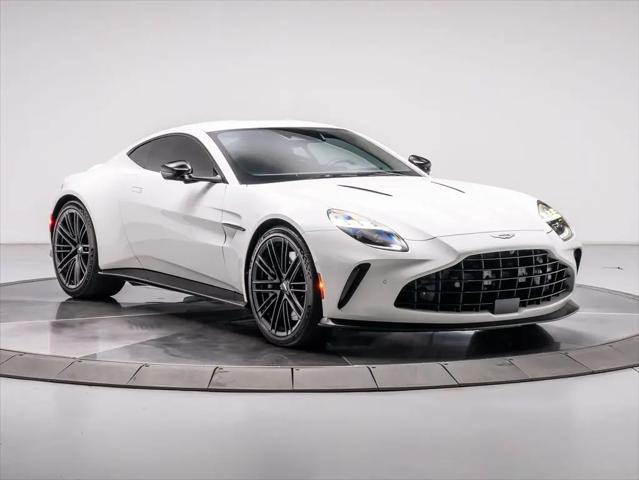 2025 Aston Martin Vantage Base for sale in Van Nuys, CA