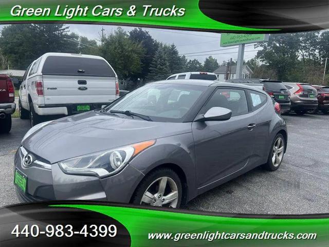 2013 Hyundai Veloster Base w/Black for sale in Madison, OH