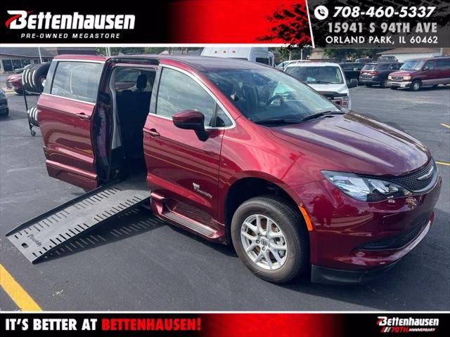 2022 Chrysler Voyager LX for sale in Orland Park, IL