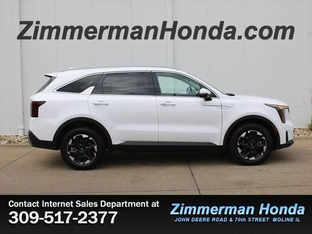 2025 Kia Sorento S for sale in Moline, IL