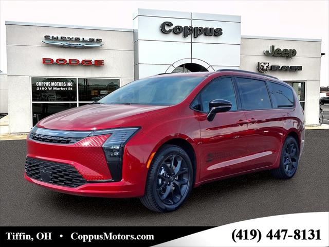 2027 Chrysler Pacifica Select for sale in Tiffin , OH