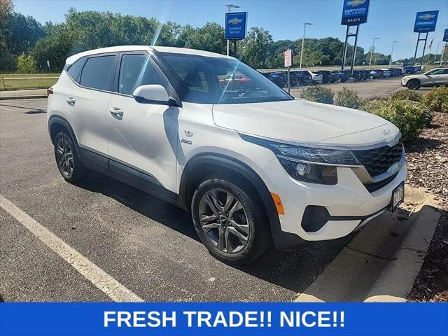2022 Kia Seltos LX for sale in Inver Grove Heights, MN