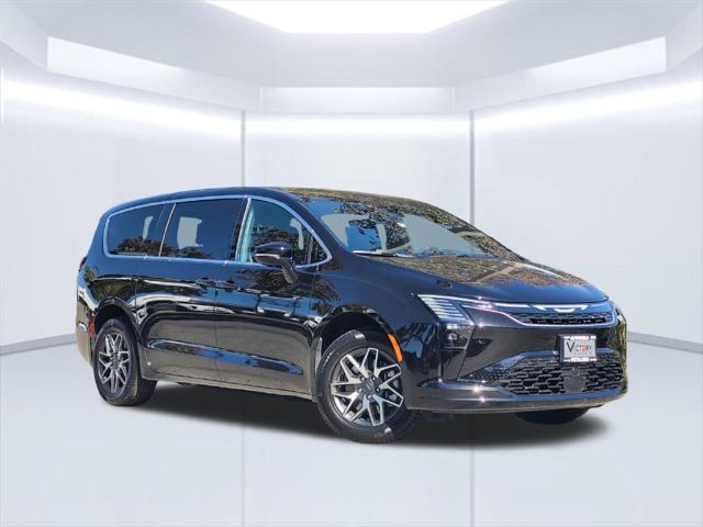 2027 Chrysler Pacifica Limited AWD for sale in Petaluma, CA