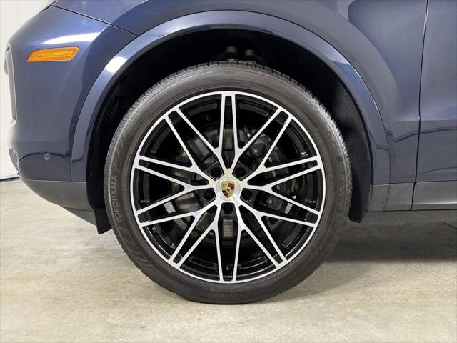 2024 Porsche Cayenne Unknown