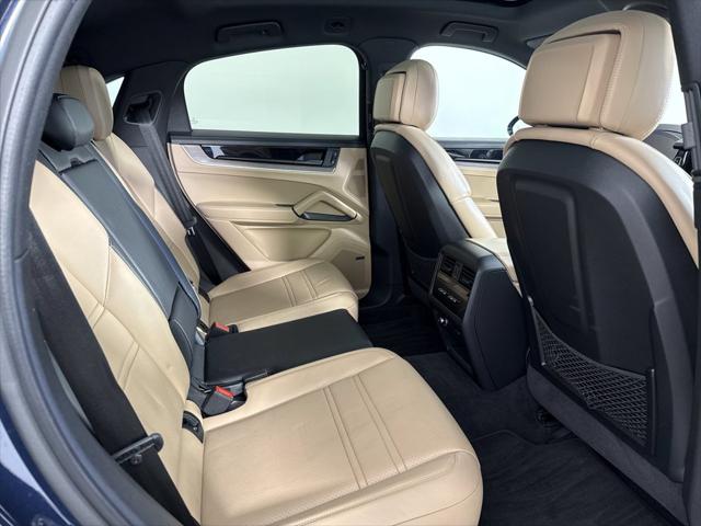 2024 Porsche Cayenne Unknown