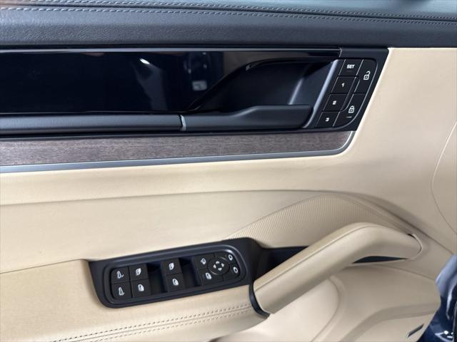 2024 Porsche Cayenne Unknown