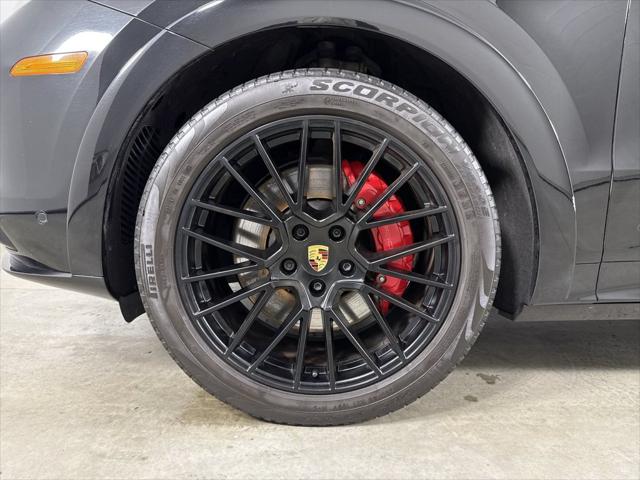 2023 Porsche Cayenne GTS