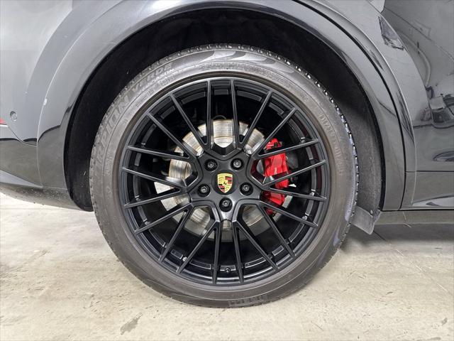 2023 Porsche Cayenne GTS