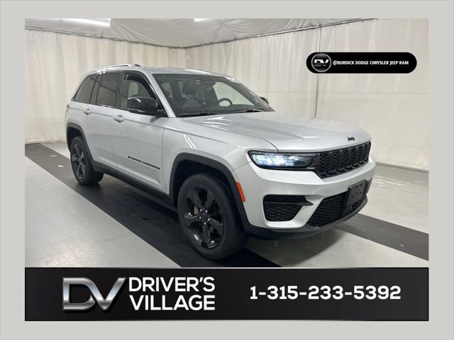 2023 Jeep Grand Cherokee Altitude 4x4 for sale in Cicero, NY