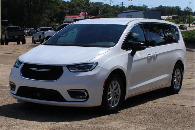 2025 Chrysler Pacifica Select for sale in Natchez, MS