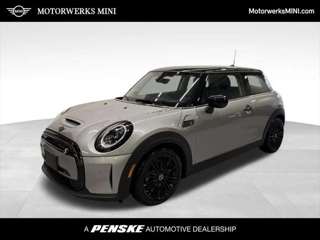 2024 MINI SE Hardtop Cooper for sale in Golden Valley, MN