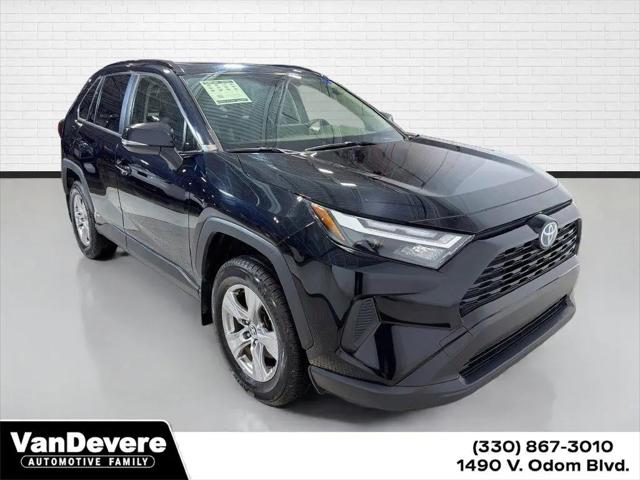 2022 Toyota RAV4 Hybrid XLE for sale in Akron, OH