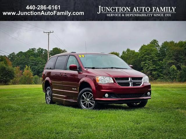 2017 Dodge Grand Caravan SXT for sale in Chardon, OH