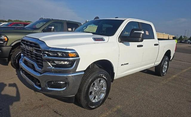 2025 Ram 3500 Lone Star Crew Cab 4x4 64 Box for sale in Battle Creek, MI