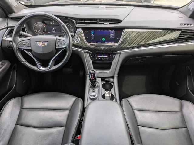 2023 Cadillac XT6 FWD Premium Luxury