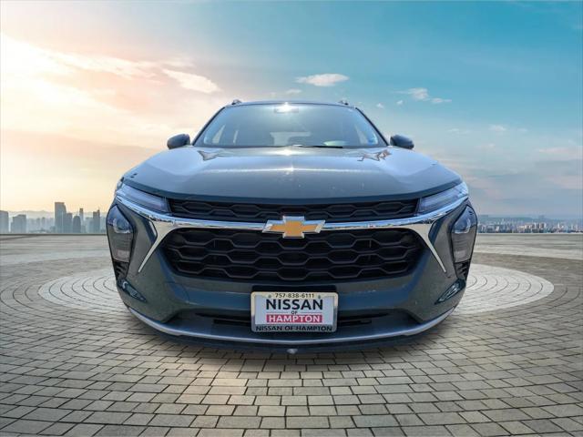 2025 Chevrolet Trax FWD LT