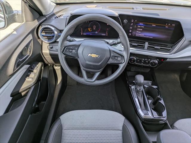 2025 Chevrolet Trax FWD LT