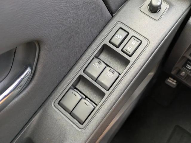 2026 Nissan Frontier Crew Cab SV 4x2