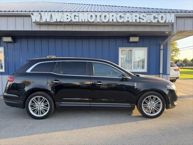 2019 Lincoln MKT Reserve for sale in Naperville, IL