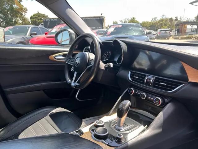 2017 Alfa Romeo Giulia Ti RWD