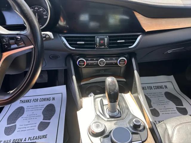 2017 Alfa Romeo Giulia Ti RWD