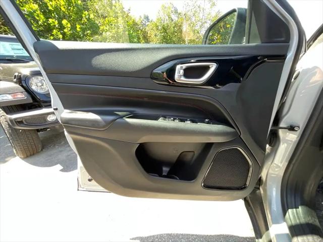 2025 Jeep Compass Trailhawk 4x4