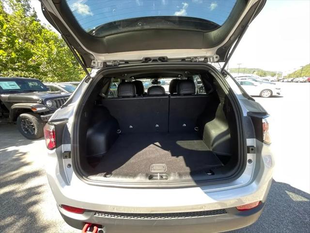 2025 Jeep Compass Trailhawk 4x4