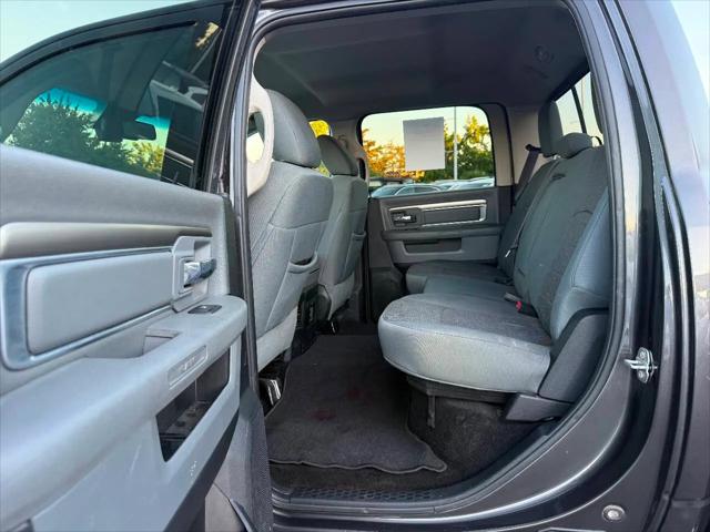 2017 Ram 1500 Big Horn Crew Cab 4x4 57 Box