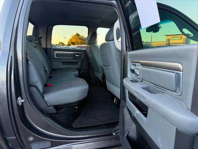 2017 Ram 1500 Big Horn Crew Cab 4x4 57 Box