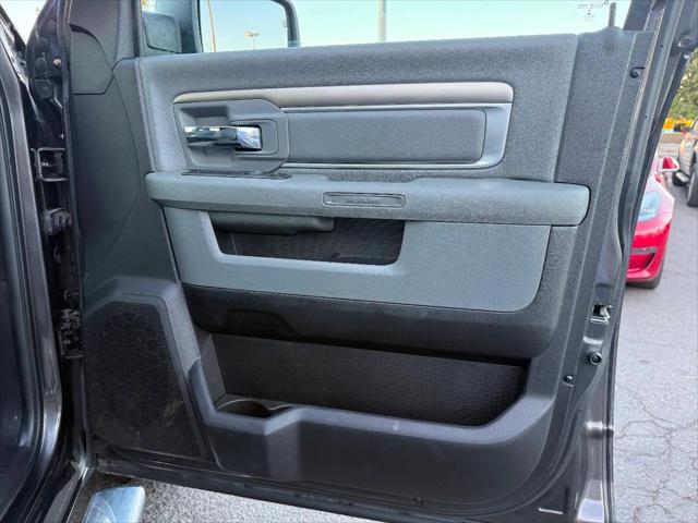 2017 Ram 1500 Big Horn Crew Cab 4x4 57 Box