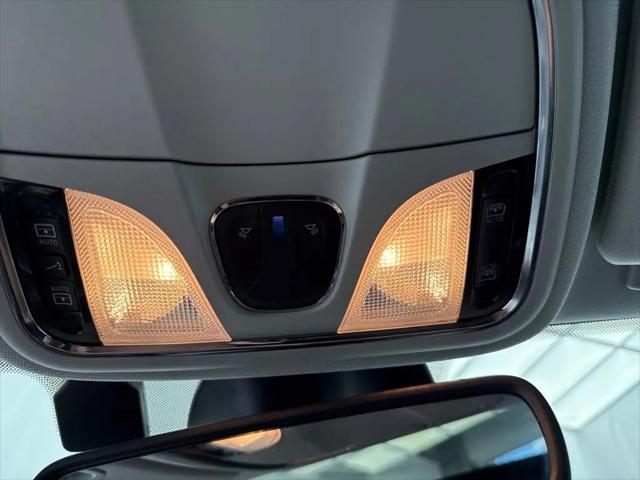 2023 Jeep Cherokee Altitude Lux 4x4