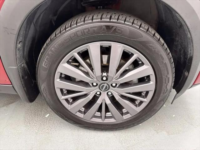 2023 Nissan Pathfinder SL 4WD