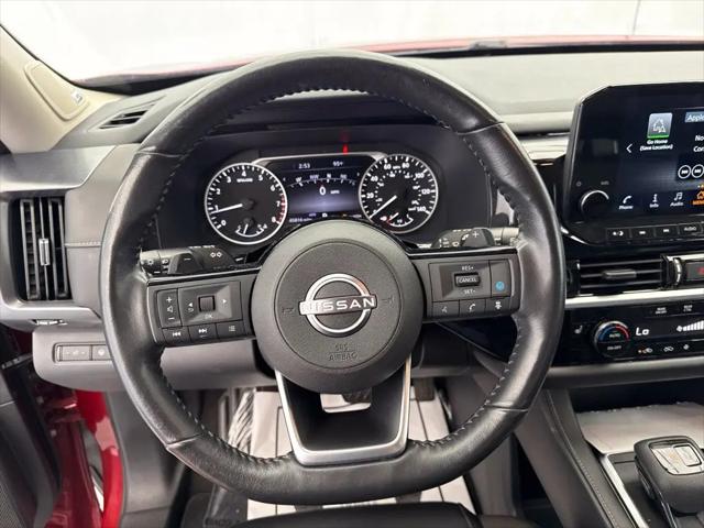 2023 Nissan Pathfinder SL 4WD