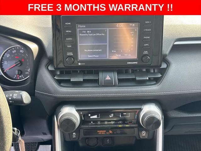 2020 Toyota RAV4 LE