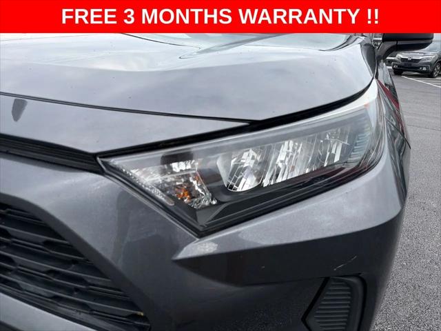2020 Toyota RAV4 LE