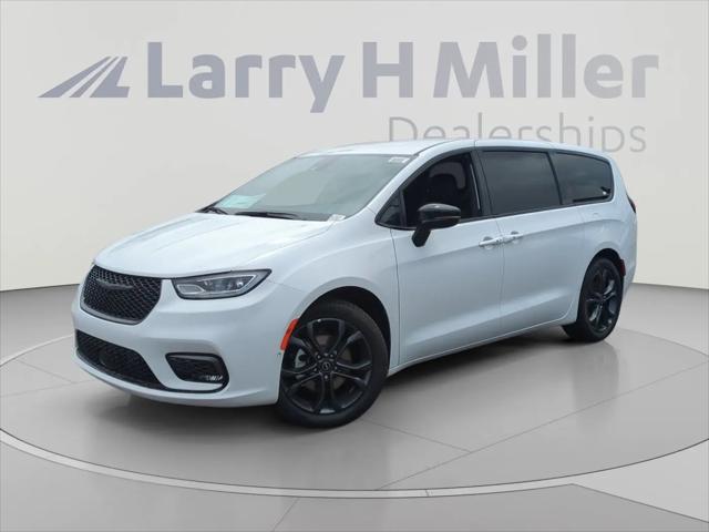 2026 Chrysler Pacifica Select for sale in Avondale, AZ