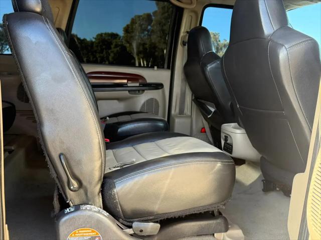 2005 Ford Excursion Eddie Bauer