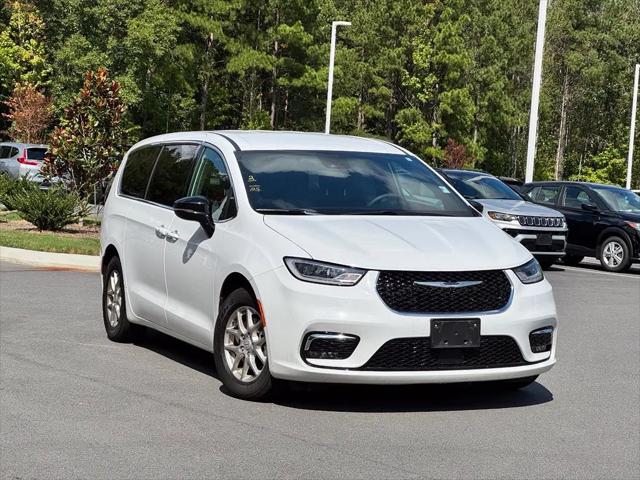 2025 Chrysler Pacifica Select for sale in Roanoke Rapids, NC