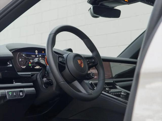 2026 Porsche Panamera 4
