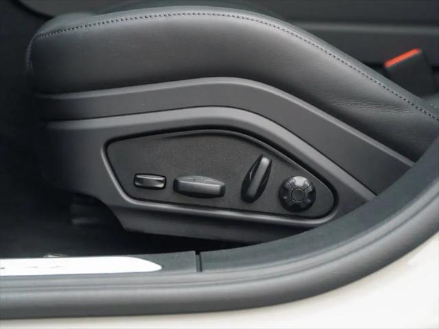 2026 Porsche Panamera 4