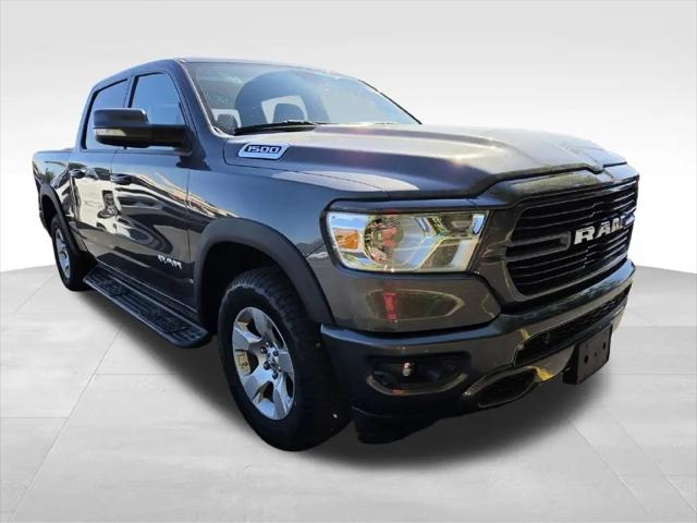 2019 Ram 1500 Big Horn/Lone Star Crew Cab 4x4 57 Box for sale in Ottawa, IL